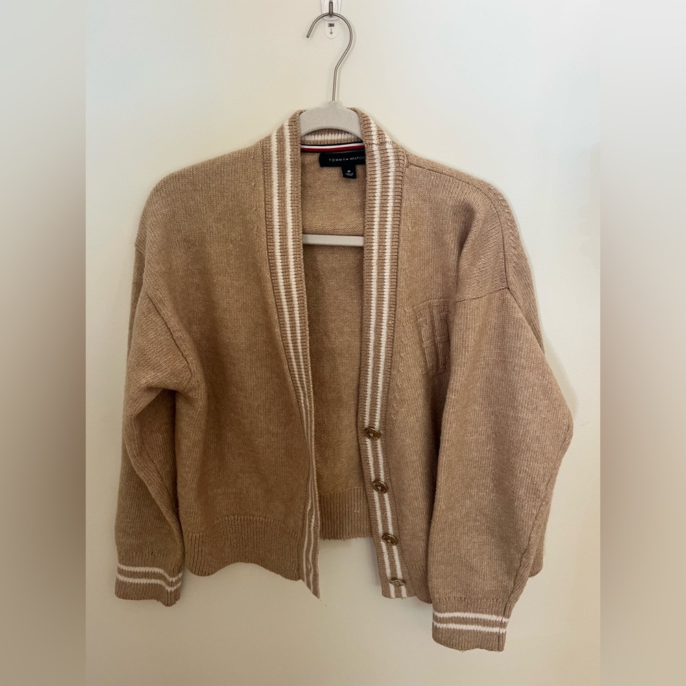 Tommy Hilfiger Beige Sweater with Red and White Trim